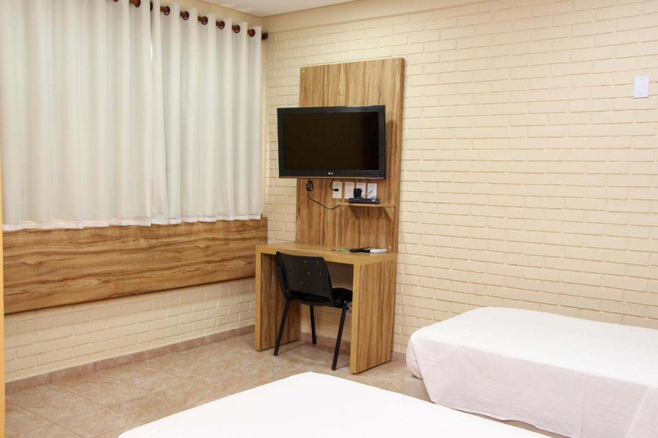 Rede Andrade Goiania Centro Hotell Exteriör bild