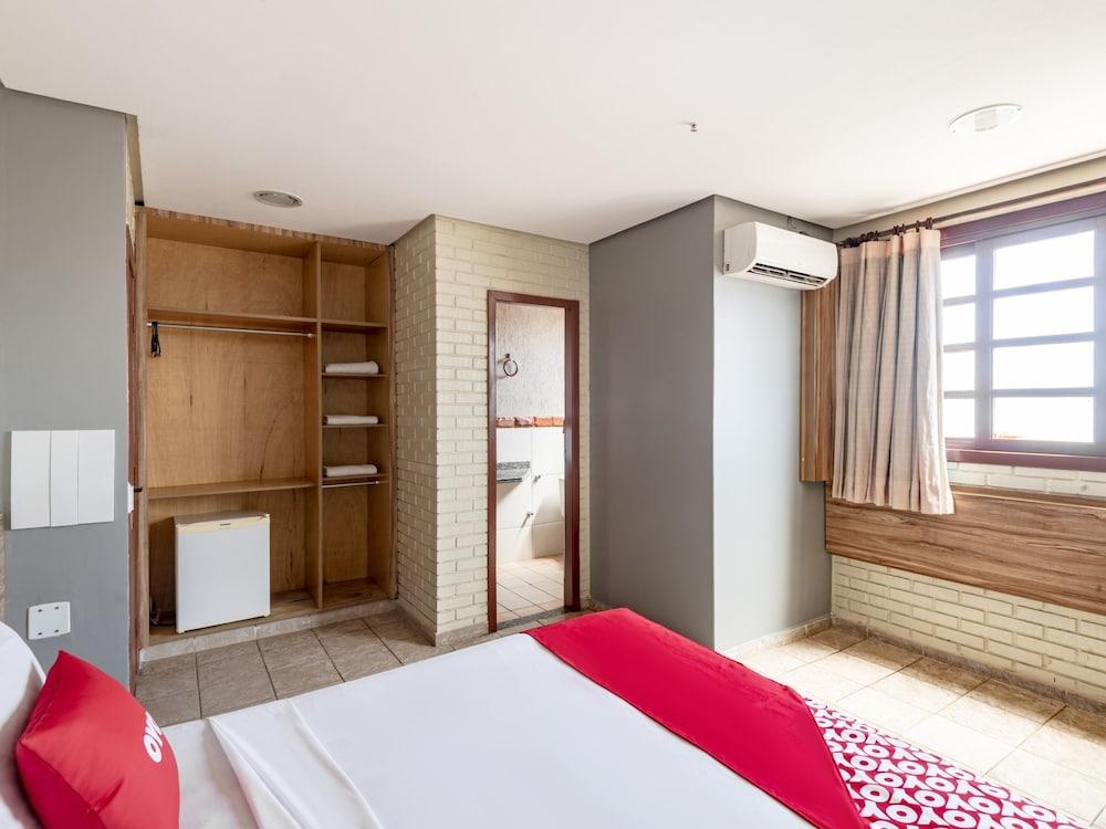 Rede Andrade Goiania Centro Hotell Exteriör bild