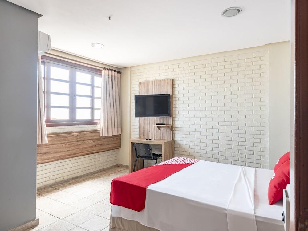 Rede Andrade Goiania Centro Hotell Exteriör bild