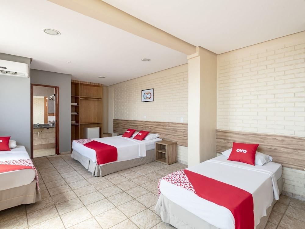 Rede Andrade Goiania Centro Hotell Exteriör bild