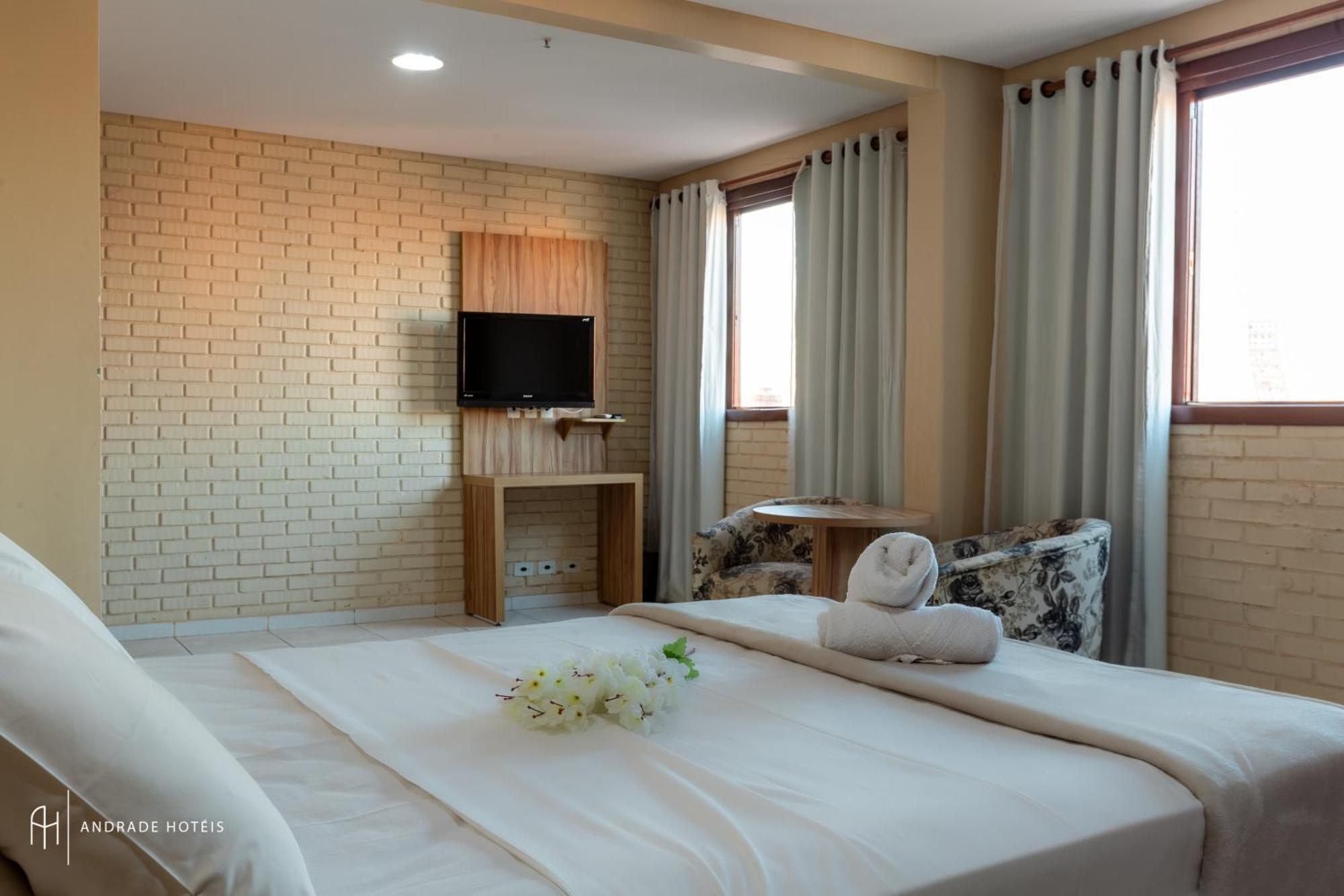 Rede Andrade Goiania Centro Hotell Exteriör bild