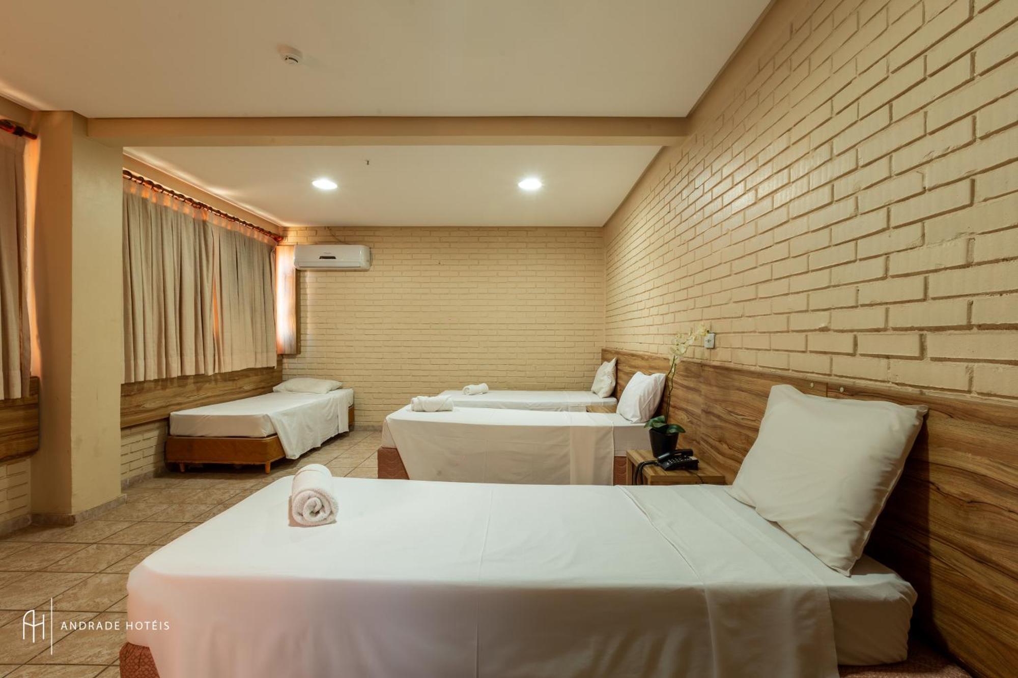 Rede Andrade Goiania Centro Hotell Exteriör bild