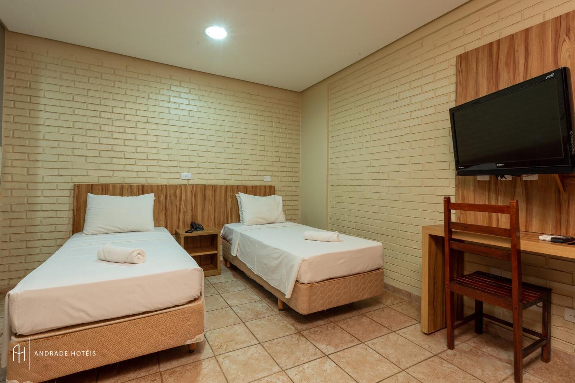 Rede Andrade Goiania Centro Hotell Exteriör bild